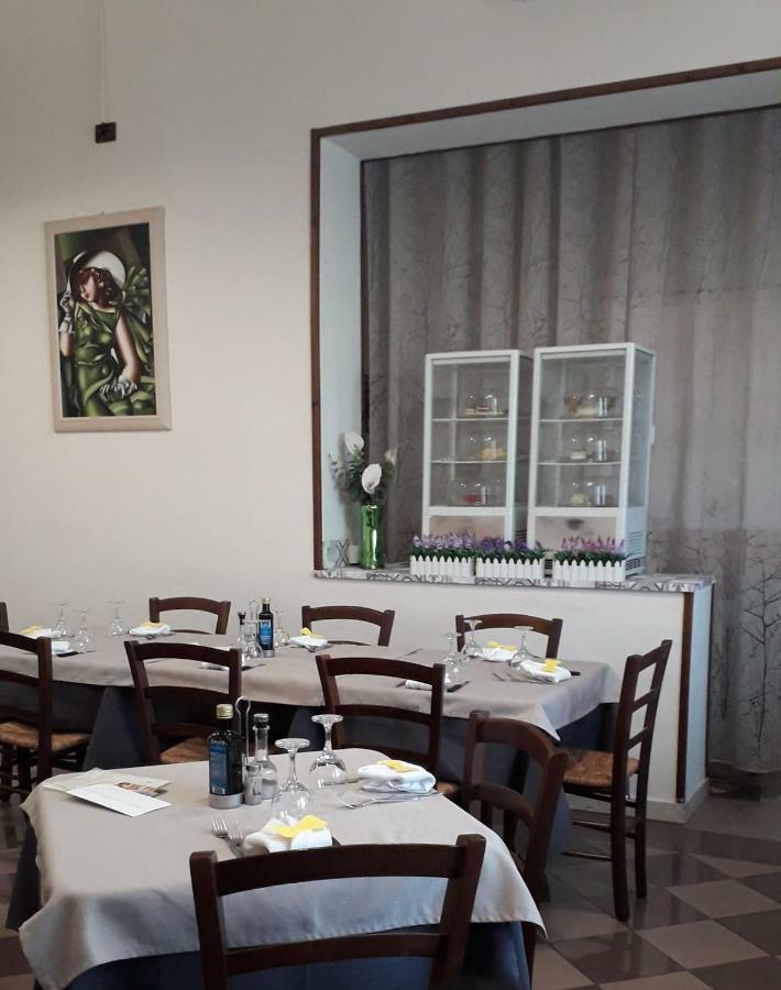 Da Santo Hotel Ristorante Pizzeria Ferrara Exterior foto